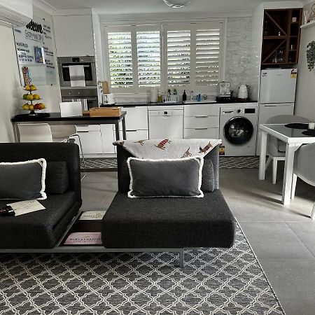 הוילה Ormeau Luxury Boutique Self-Contained Private Granny Flat מראה חיצוני תמונה